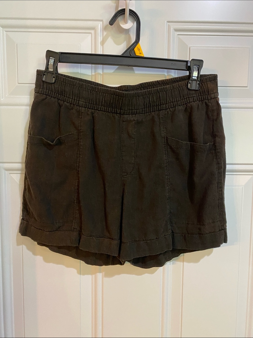 Old navy women’s Athletic Elastic-Waist Brown Shorts